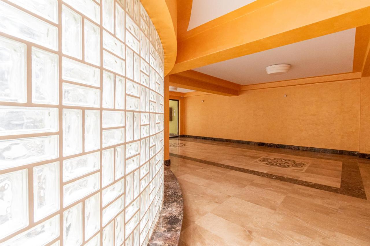 Nature Apartment - Minutes Away From The Old Town And Afi Mall Braşov Exterior foto